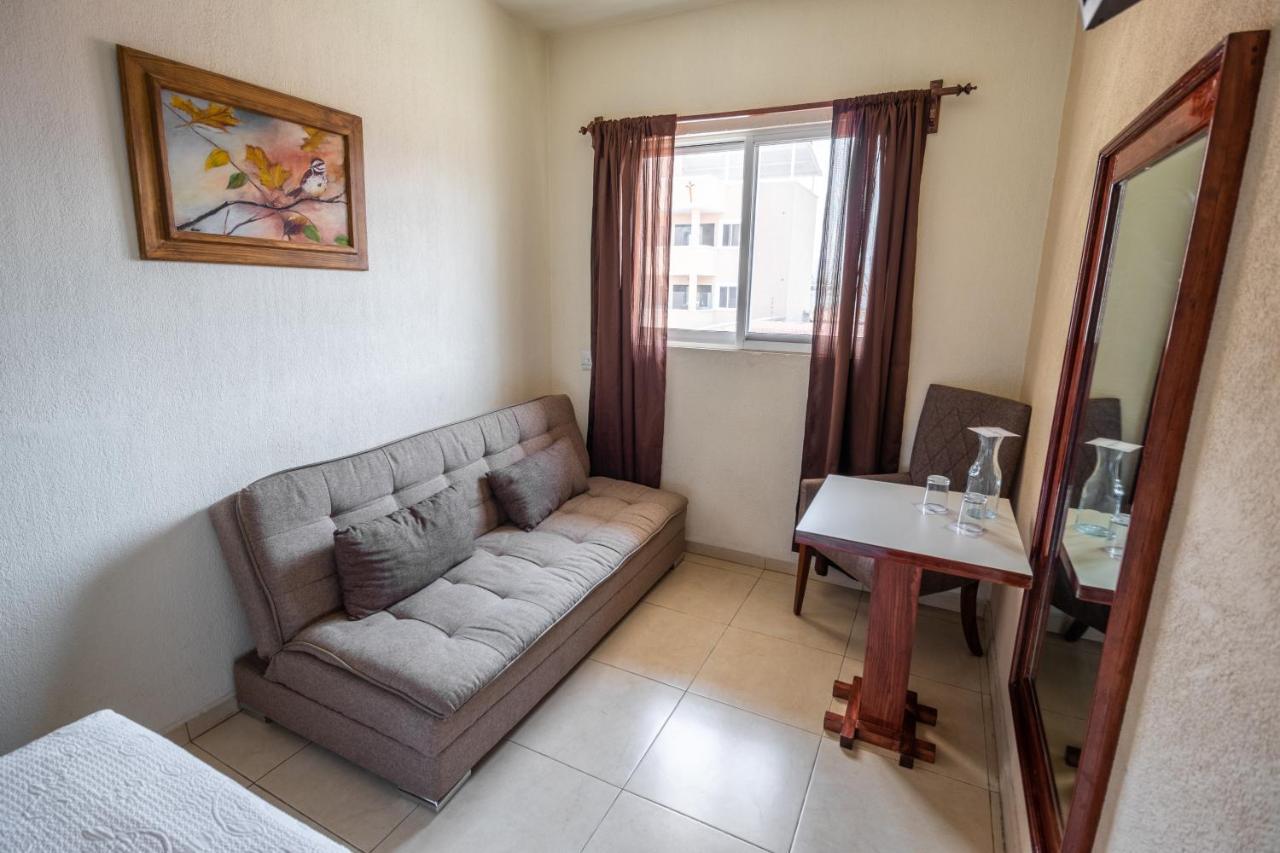Hotel Casa Garatusa Yuriria المظهر الخارجي الصورة