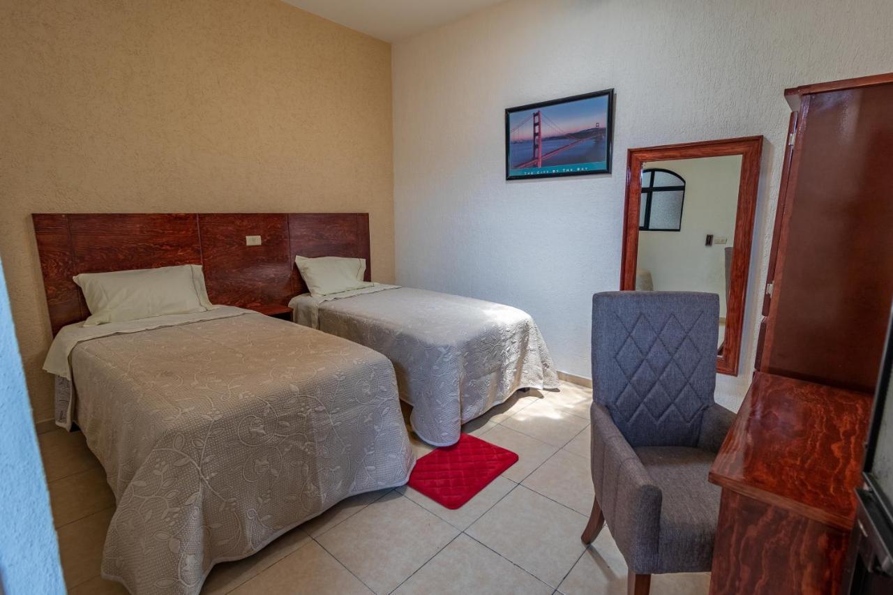 Hotel Casa Garatusa Yuriria المظهر الخارجي الصورة